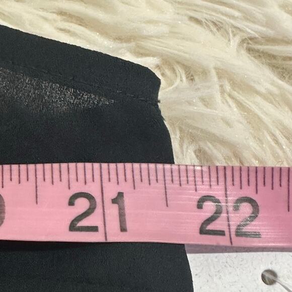 Soft Surroundings Martina Women's V-Neck Pleated Sleeveless Tank Sz L NWT - Picture 10 of 10